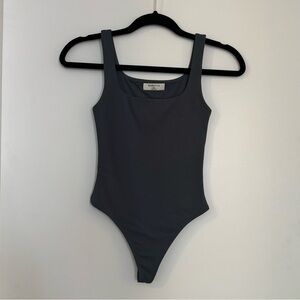 Aritzia Babaton Contour Tank Bodysuit - Smoky Emerald Green (XXS)